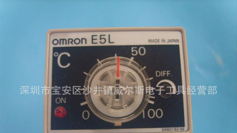 OMRON 欧姆龙激光位移传感器 ZS-LDC11