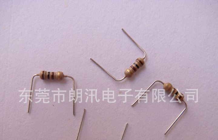 供应批发 碳膜电阻 1/4W 1/2W 1W 2W 碳膜电阻 铜脚 铁脚 5%