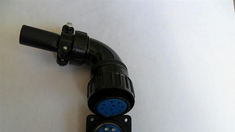 供应90度弯头YD圆形防水连接器