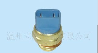 025 906 041，汽车温度传感器，水温感应塞，现货