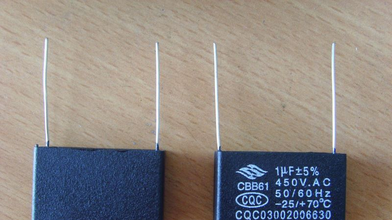 交流电动机用金属化聚丙烯膜电容器CBB61 450VAC 1uF