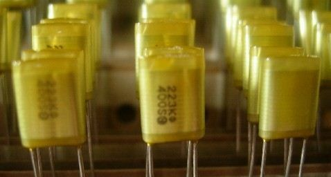 供应日精箔式聚酯薄膜电容AMZ 400K223
