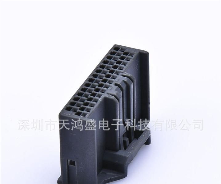 【厂家直销】供应汽车连接器 新帕萨特-26P针座及其公壳