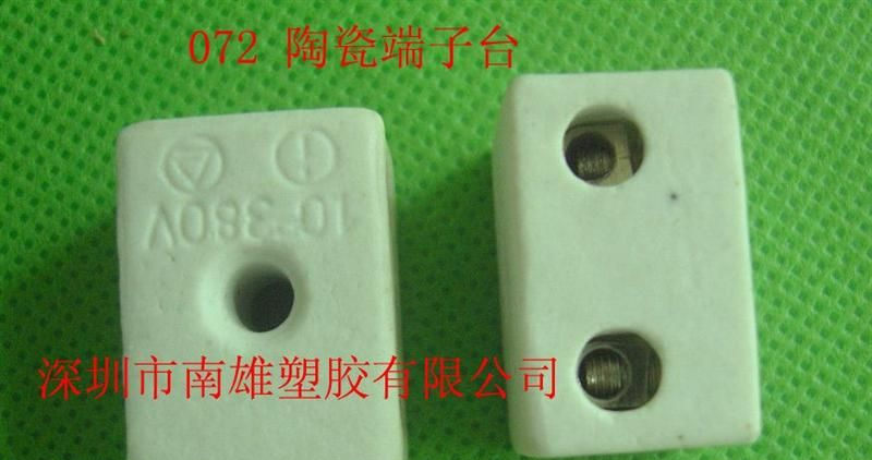 供应10A电流的端子连接器