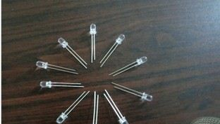 供应5MM草帽白灯,LED照亮美好人生(图)