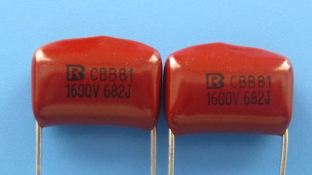 供应CBB81高压电容682/1000V