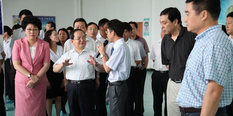厂家代工  优质背光源/电容屏生产/各类尺寸