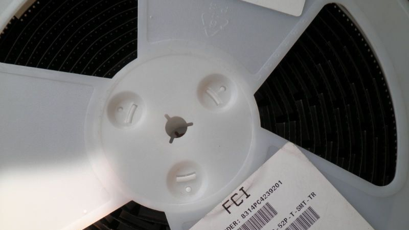 现货供应FCI 连接器 型号PLCC-52P-T-SMT-TR