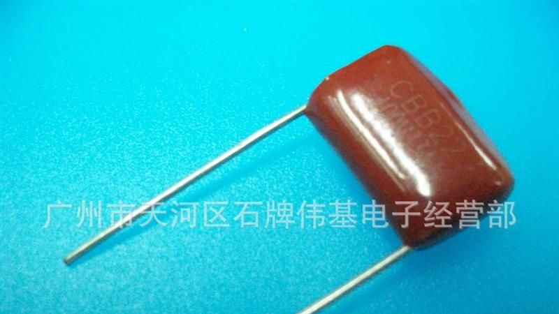 厂家供应 CBB电容器104/400V
