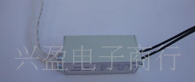 LED驱动电源      5X1W