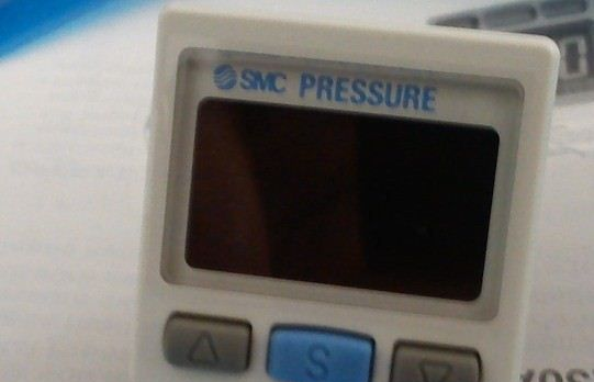供应原装SMC数显压力传感器ZSE30A-01-N-L