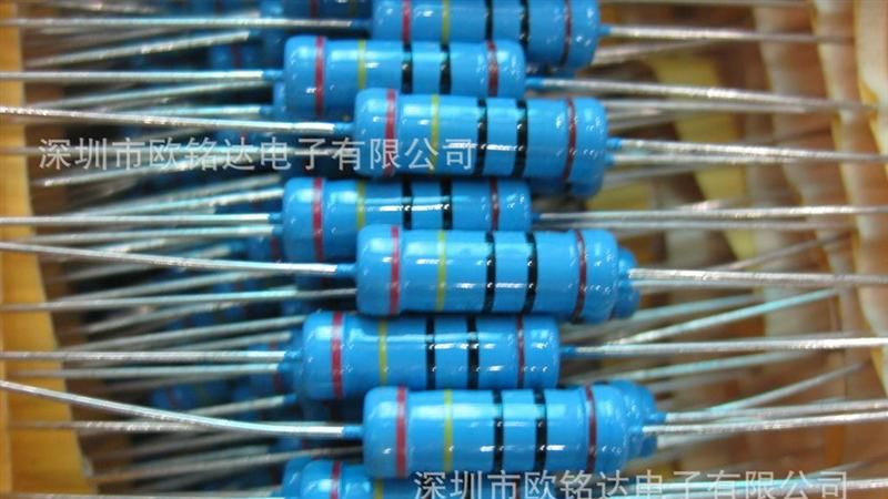 金属膜电阻3W 1% 240R