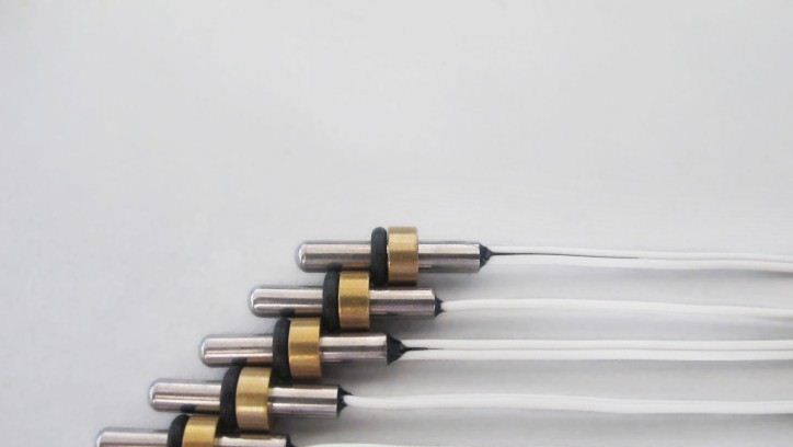 皮肤护理器用温度传感器
