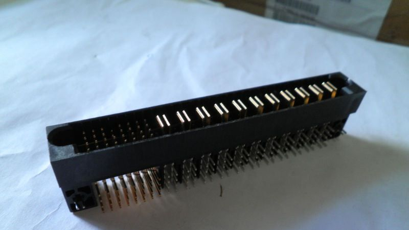 现货供应 FCI 连接器 型号51731-015