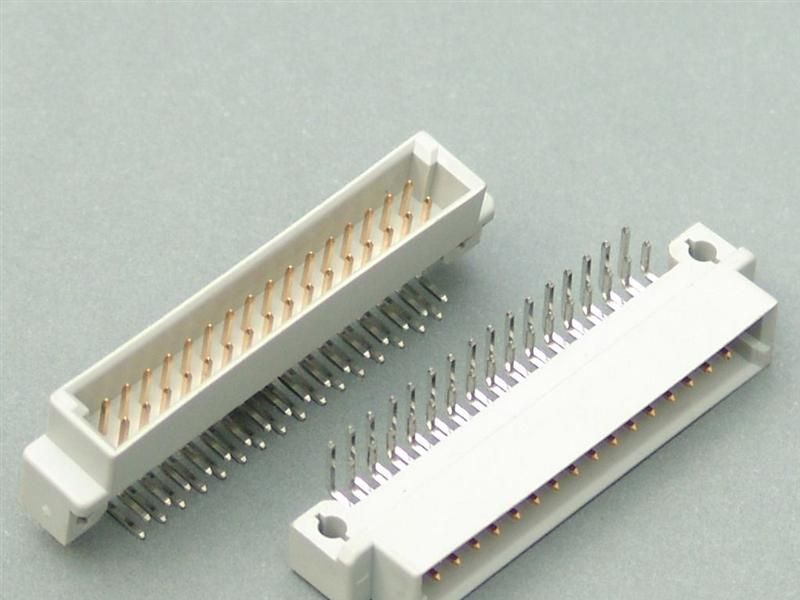 DIN41612 Right angle male type  half b