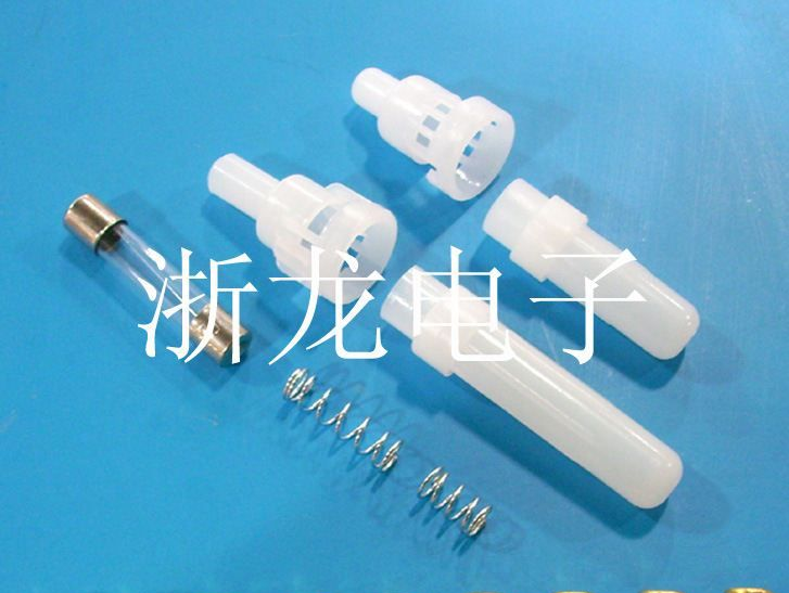 供应6×30螺旋保险管端子、耳朵扒端子、铜帽端子,保险盒端子