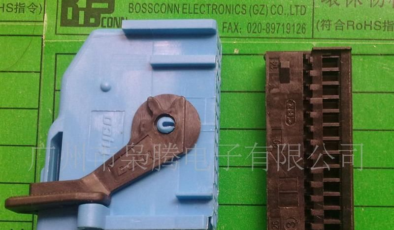 供应汽车仪表接插件，汽车连接器1534222-1