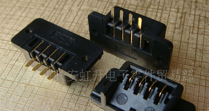 供应连接器,便携式DVD播放机电池联接器公座(中间定位)