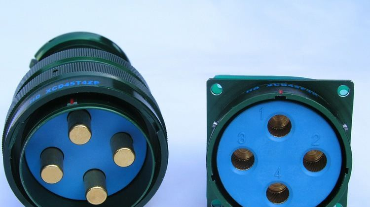 线簧电连接器