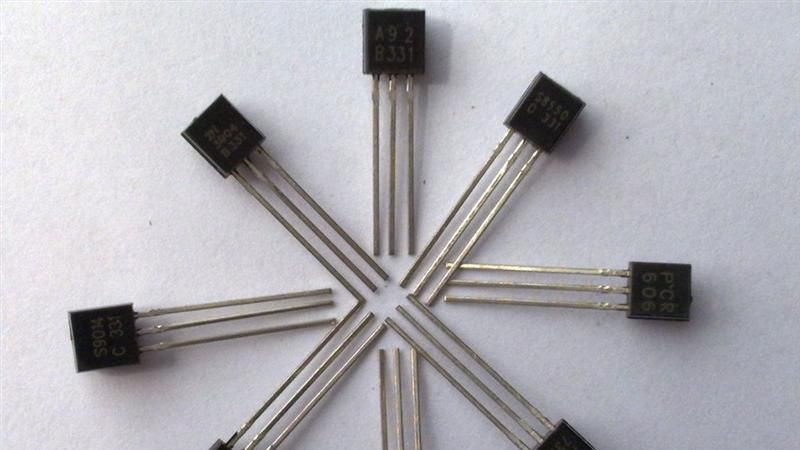 强势供应低价仙童MOS管4N60，TO-220