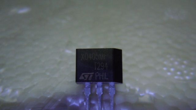 供应微触发单向可控硅X0405NF