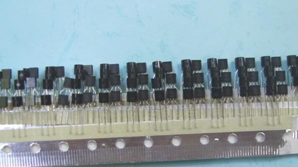 供应2N6027RLRAG三极管(图)