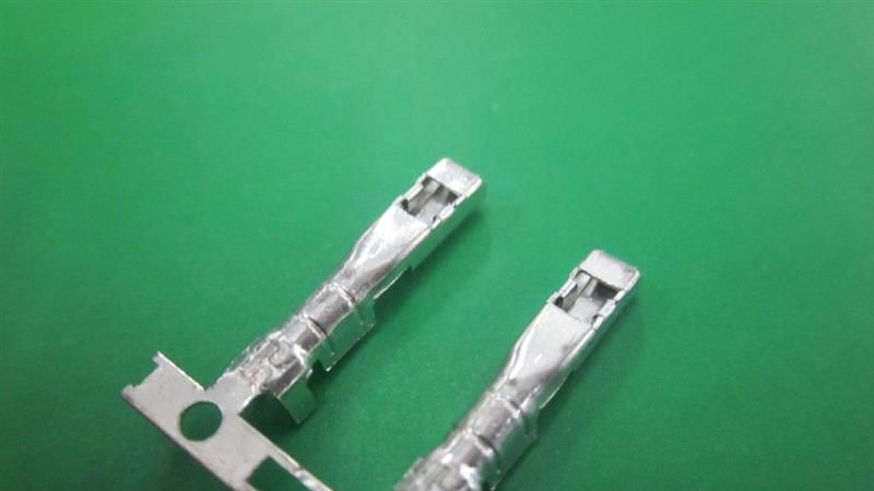 汽车连接器、塑料接插件、金属端子、线束DJ621-G2*0.6A