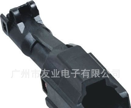YY 7011-1.8-11 汽车连接器 胶壳 接插件