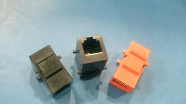 供应RJ45卡钩式转接头连接器