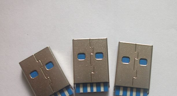 供应高品质USB3.0A公短体/USB3.0连接器/插头/3.0全系列连接器