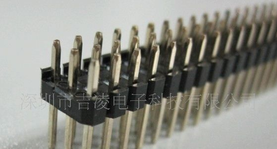 三排针180°
