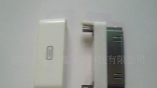 供IPOD 30P数据线插头连接器