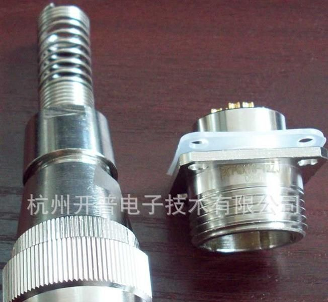 供应高性能防水电连接器