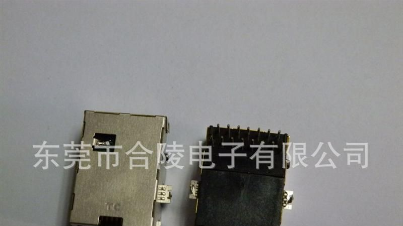 厂家直销 RJ45+USB 网络插座连接器