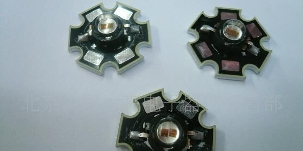 原装进口芯片封装 3W 大功率LED 红光 70-80lm（流明）