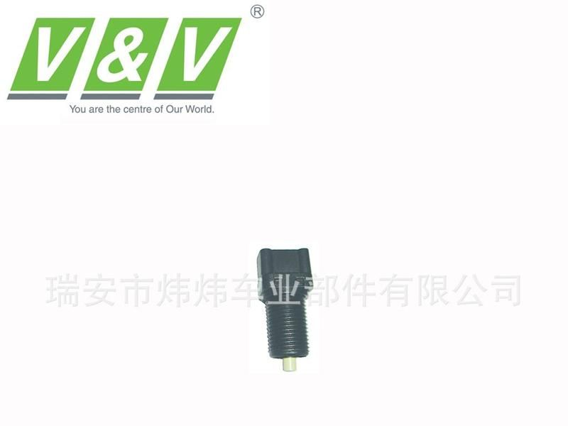 刹车灯开关 倒车灯开关  雷诺 欧宝 沃尔沃 三菱  7700785258