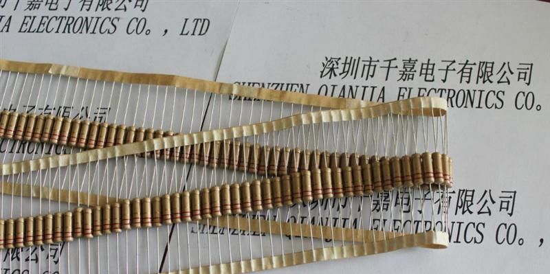 2W   碳膜铜引线固定电阻器  (编带) ROHS   色环清晰 油漆光亮