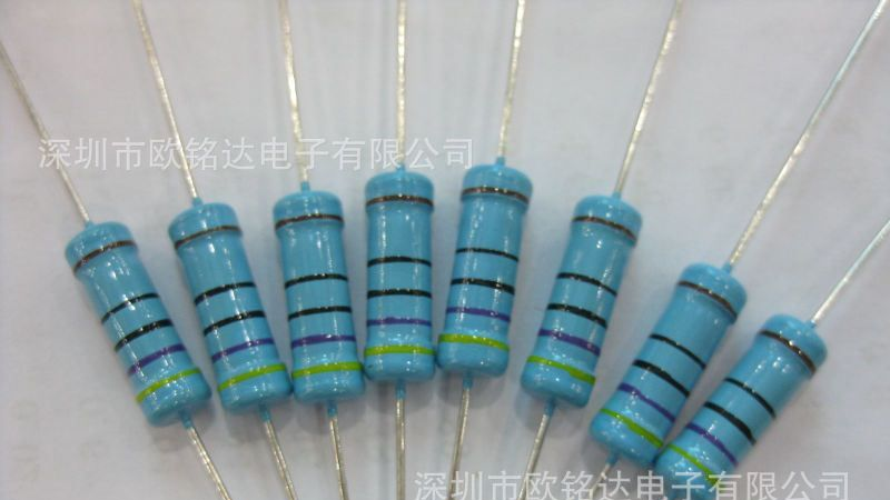 金属膜电阻3W1%  470R