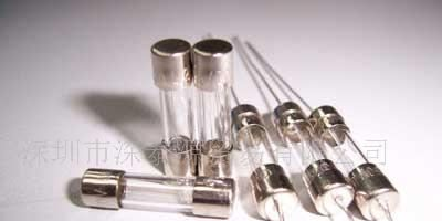 供应保险丝５×２０ 玻璃管体 双帽引线或单体型