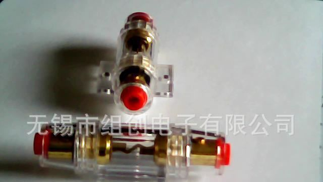供应圆柱形汽车保险丝。汽车保险丝。价格合理。货期快。