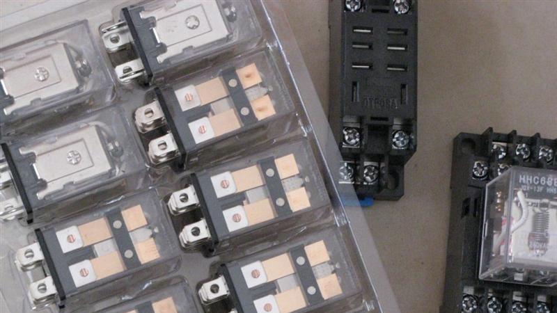 欣灵小型继电器 OMRON继电器 供应220V 24V继电器