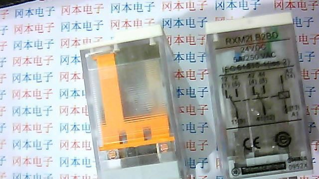 SCHNEIDER继电器RXM2LB2BD 24V