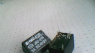 中间继电器