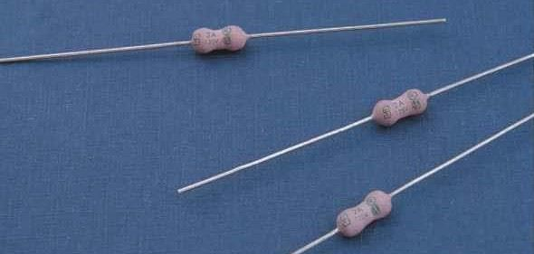 供应3*7mm Coated Slow Blow Micro Fuse 慢断陶瓷管保险丝