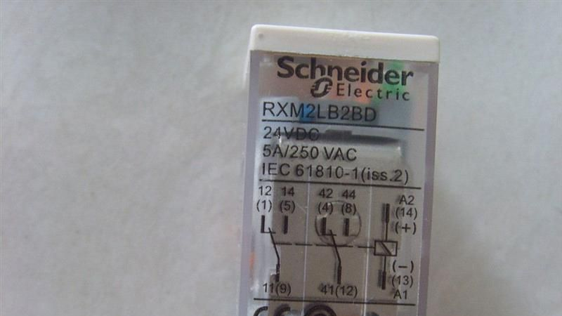 继电器RXM4LB2P7