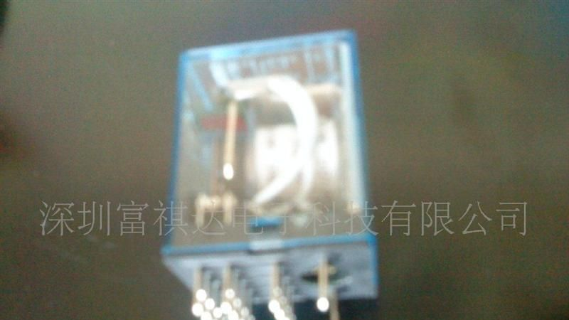 供应欧姆龙继电器3RH11 DC24V