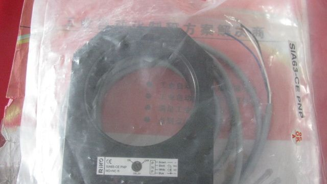 RIKO环形接近开关厂家SIA30-N检测螺丝细小金属的环形接近传感器