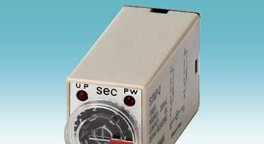 特价销售欧姆龙时间继电器H3Y-4  AC220V