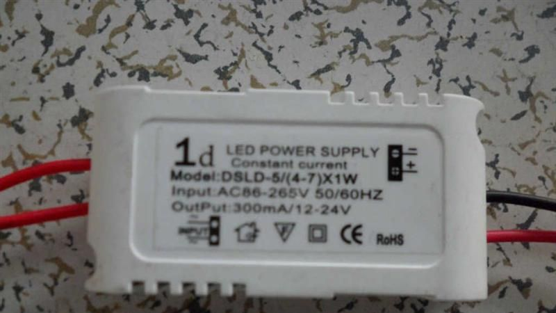 LED驱动电源、厂家直销(8-12)X1W300mA外置LED驱动电源