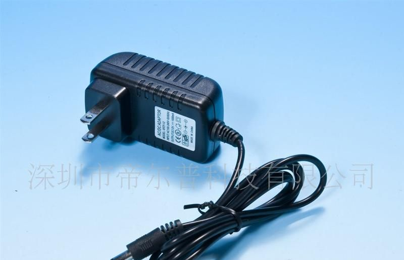 厂家供应高品质12V1A开关电源适配器 IC板移动电源